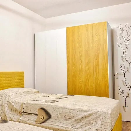 Nuovo Vacanze - Cir 0339 *